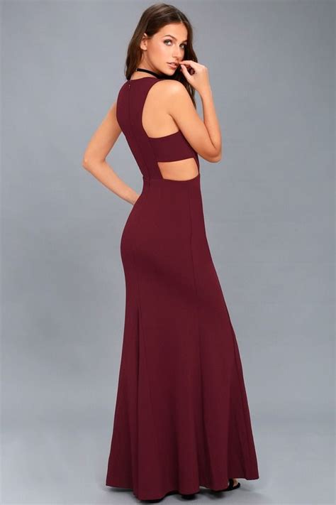 The magic of a burgundy gown: how it can make you feel more confident